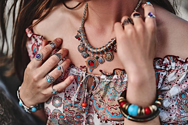 Embracing Authenticity: The Rise of Salt & Pepper Diamonds and Boho Luxe in Indie Jewellery