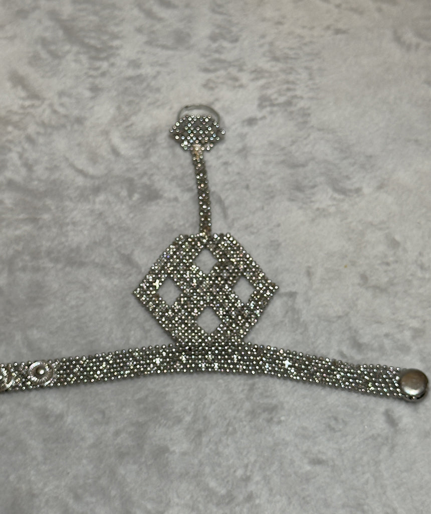 Cuffed Hex Chainmail Hand Harness