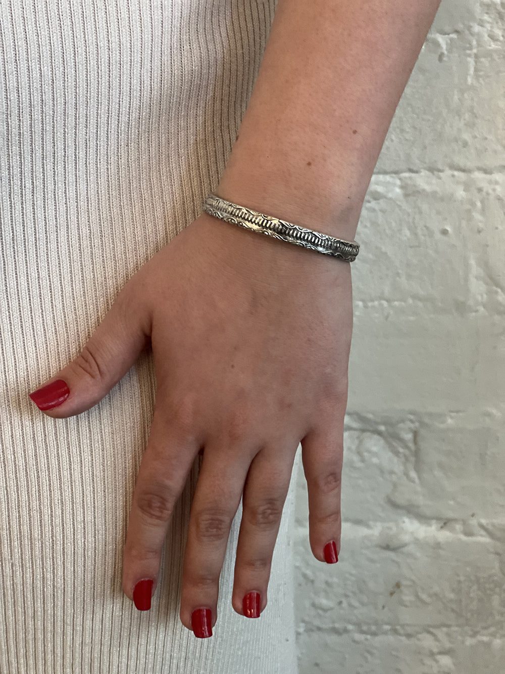 Etched Radiance Open Bracelet