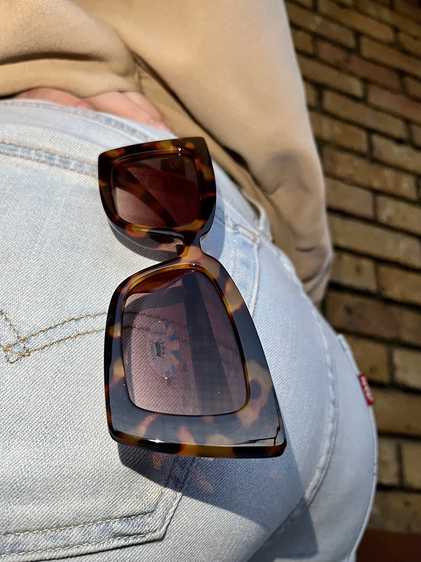 Oversized Retro Sunglasses