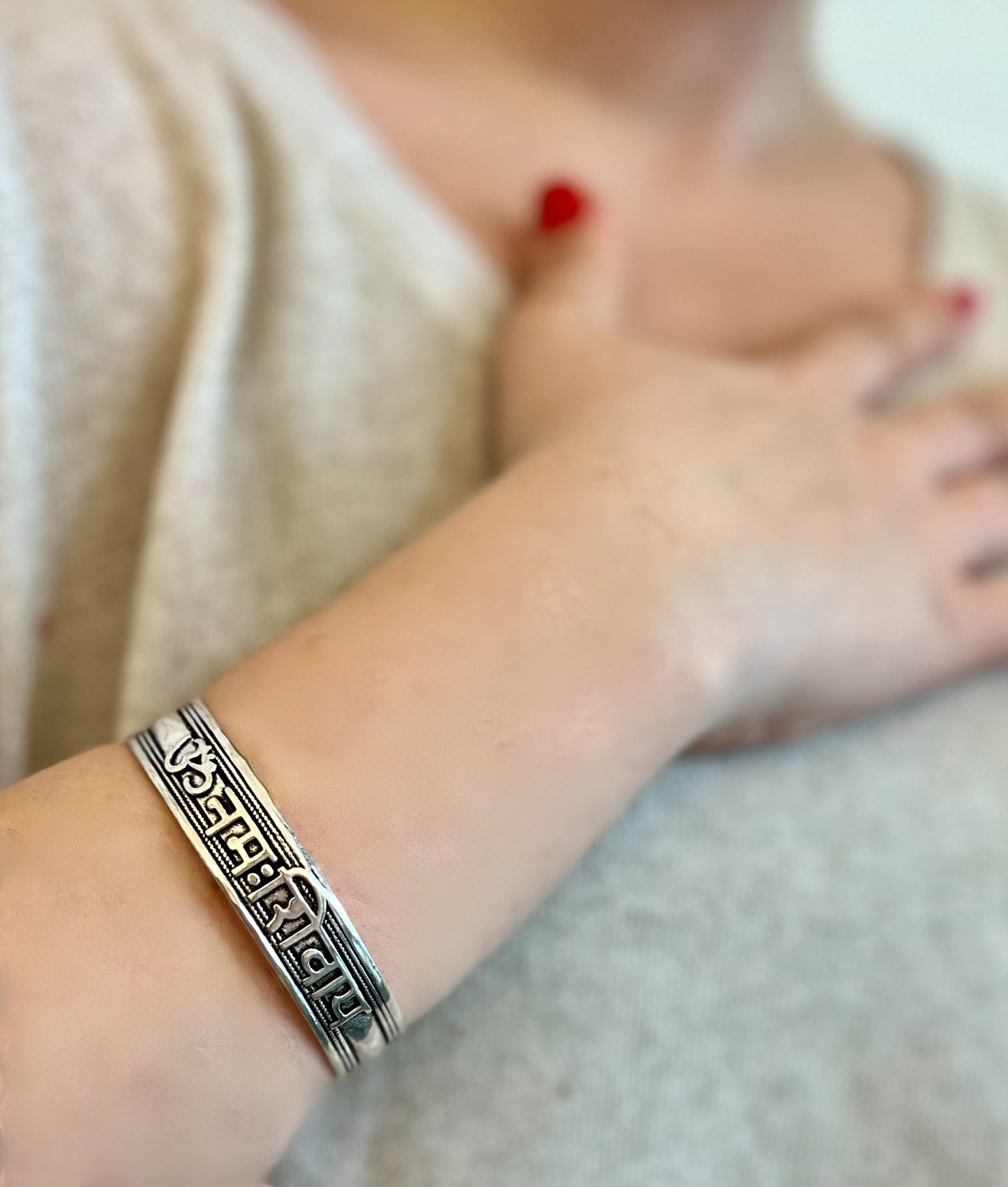 Om Chanting Bracelet