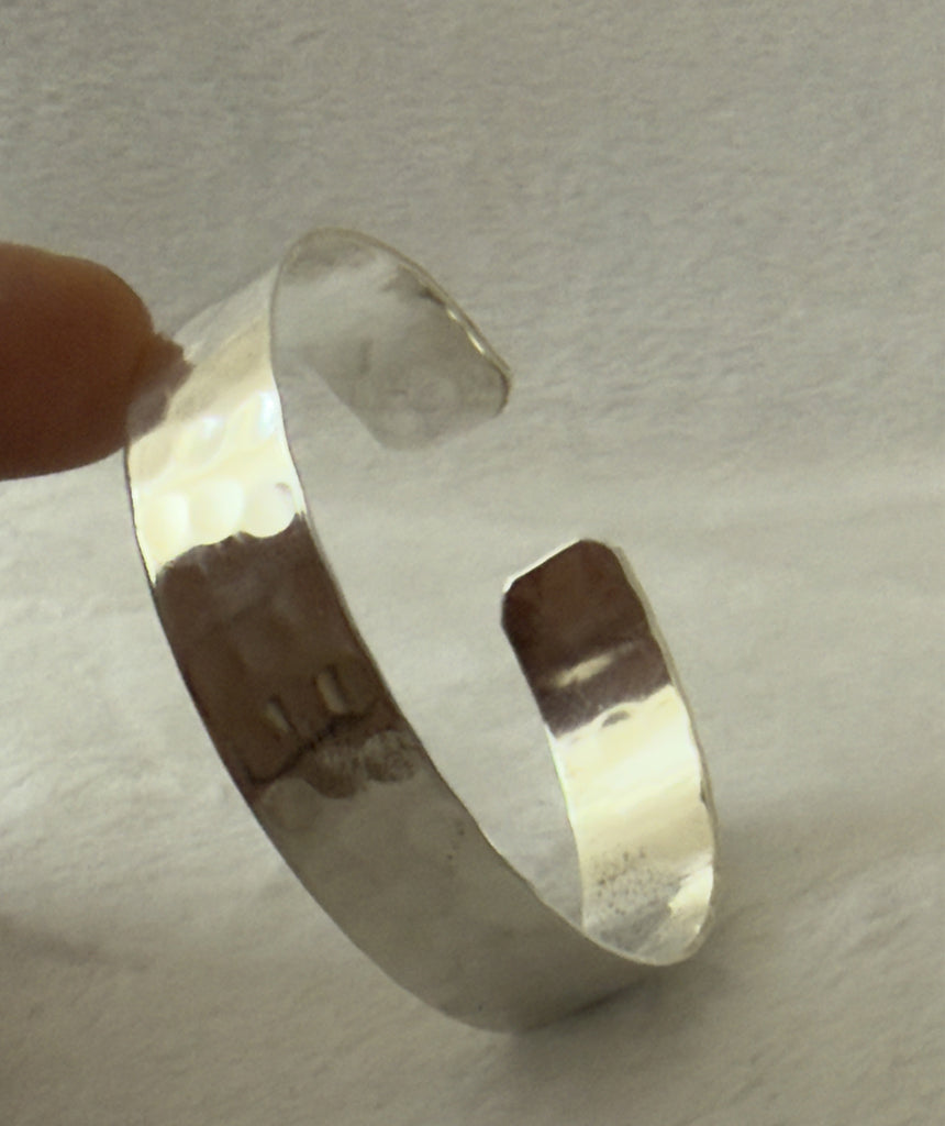 Simple Bangle Bracelet