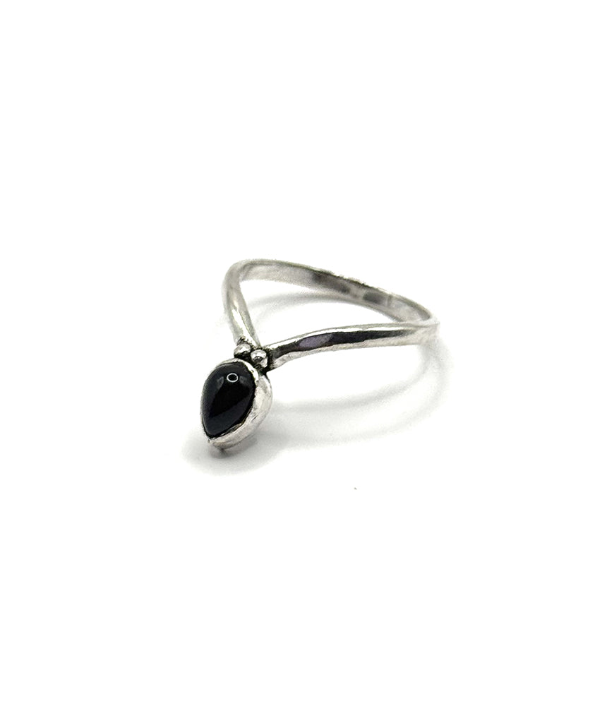 V Stone Ring