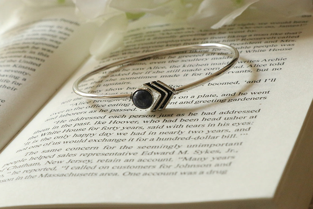 Arrow Stone Bangle Bracelet