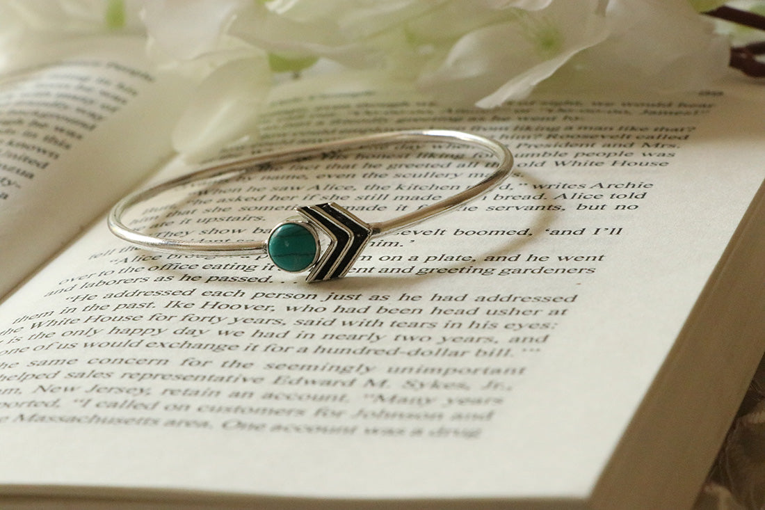 Arrow Stone Bangle Bracelet