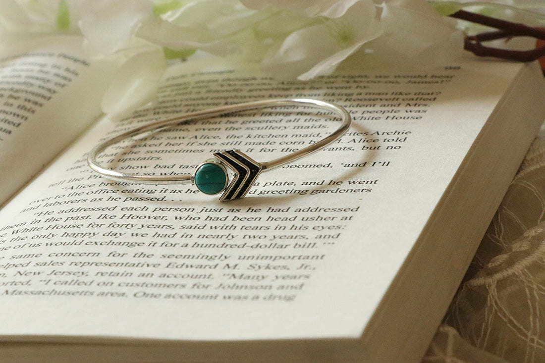 Arrow Stone Bangle Bracelet