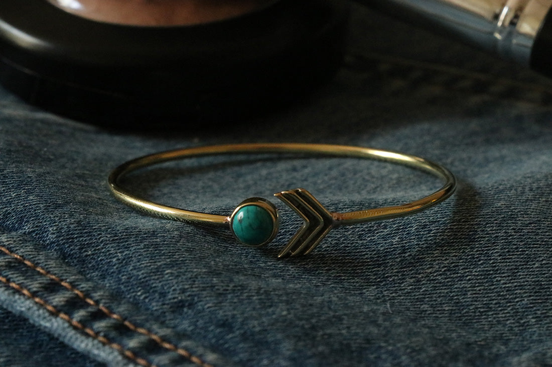 Arrow Stone Bangle Bracelet