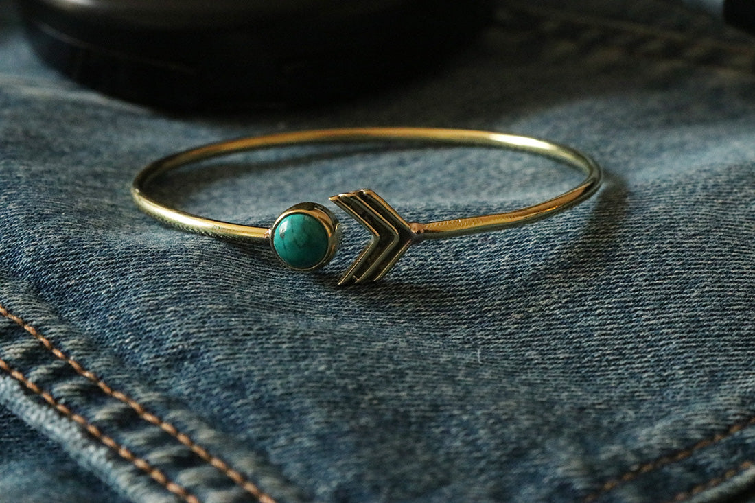 Arrow Stone Bangle Bracelet