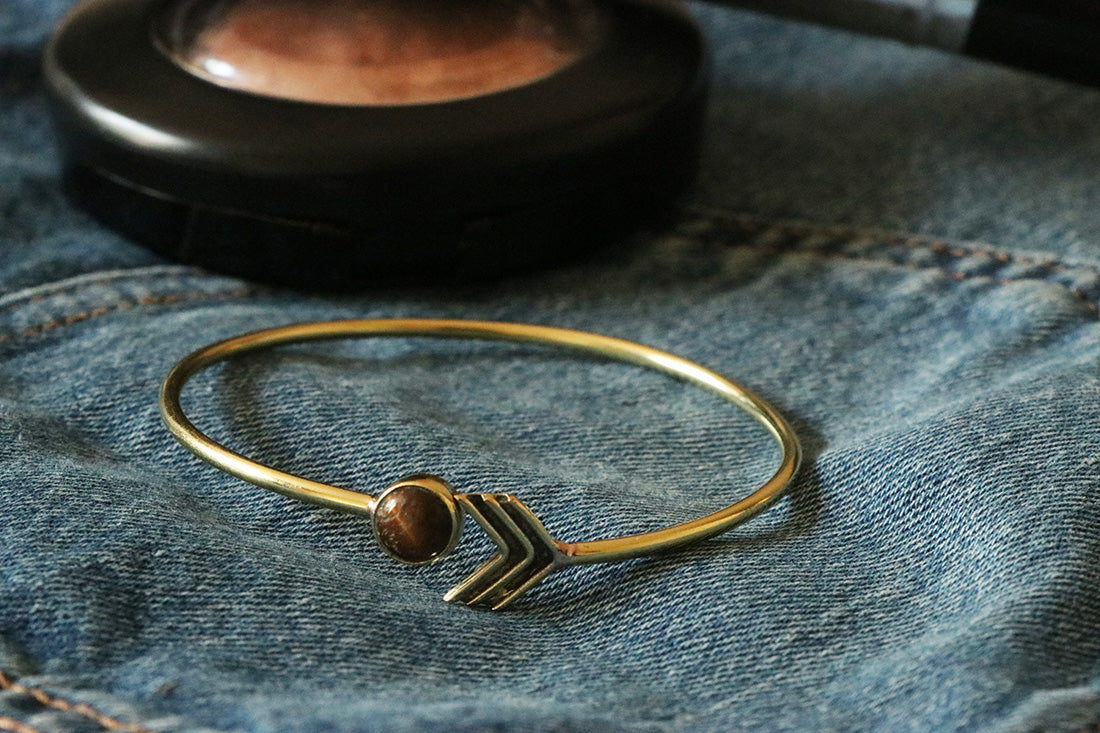 Arrow Stone Bangle Bracelet