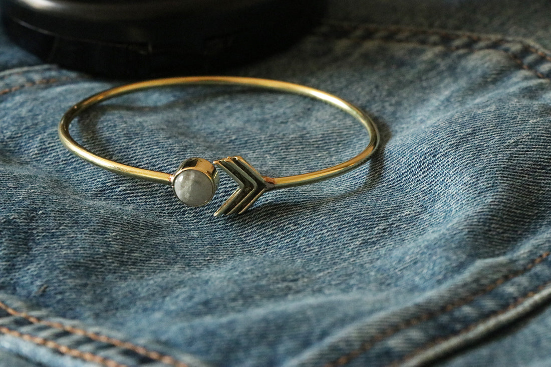 Arrow Stone Bangle Bracelet