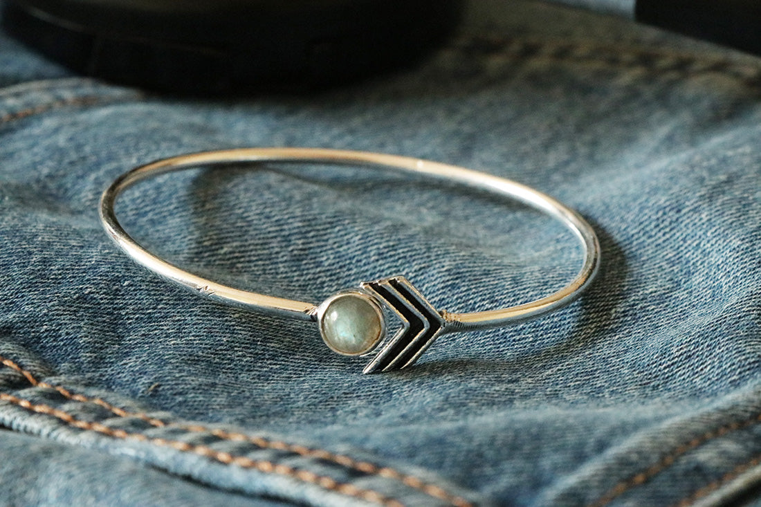 Arrow Stone Bangle Bracelet