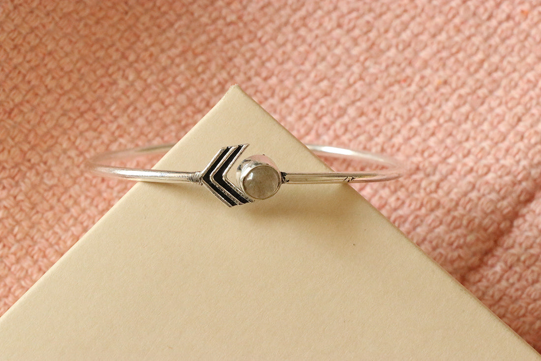 Arrow Stone Bangle Bracelet