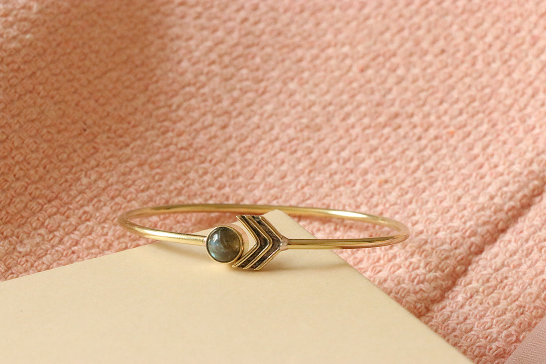 Arrow Stone Bangle Bracelet