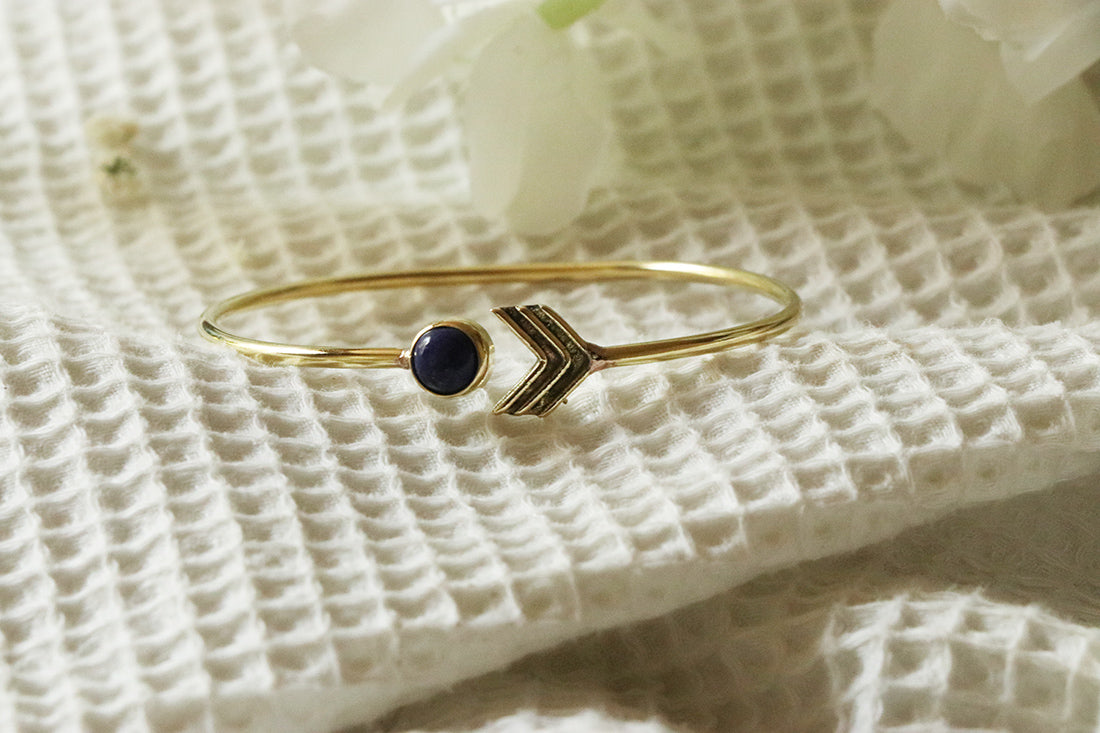 Arrow Stone Bangle Bracelet