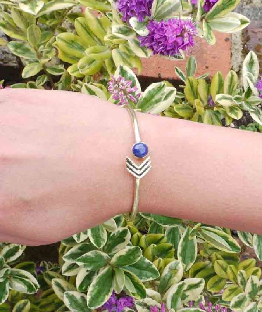 Arrow Stone Bangle Bracelet