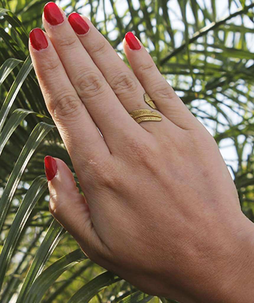 Classic Leaf Ring Gold