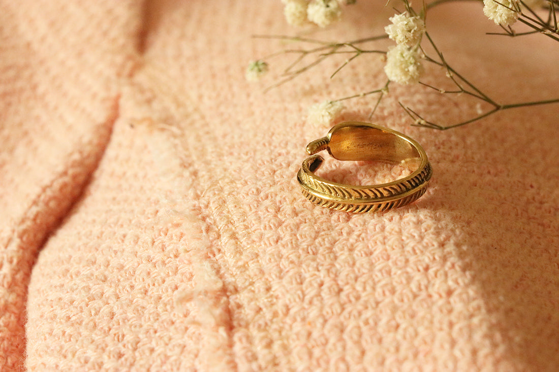 Gold Feather Ring