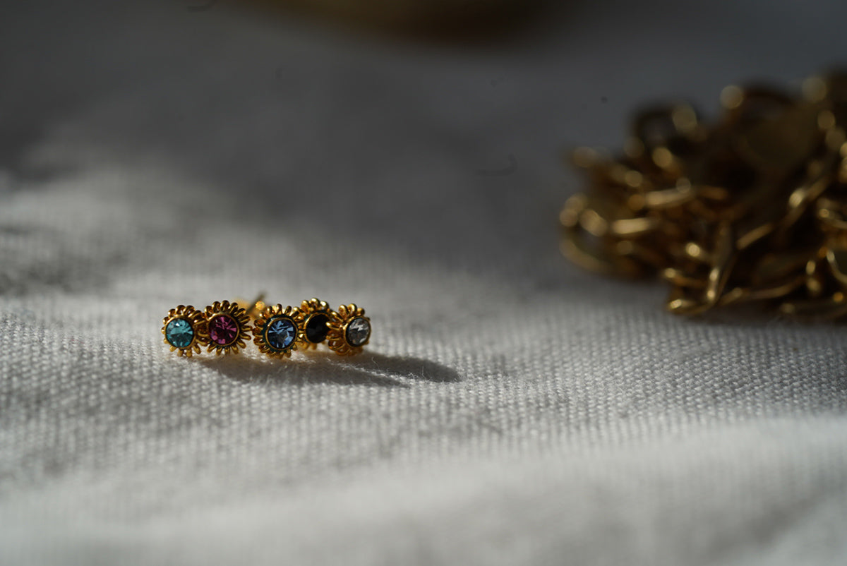 Gold Plated Nose Stud Ethnic Style with Gem