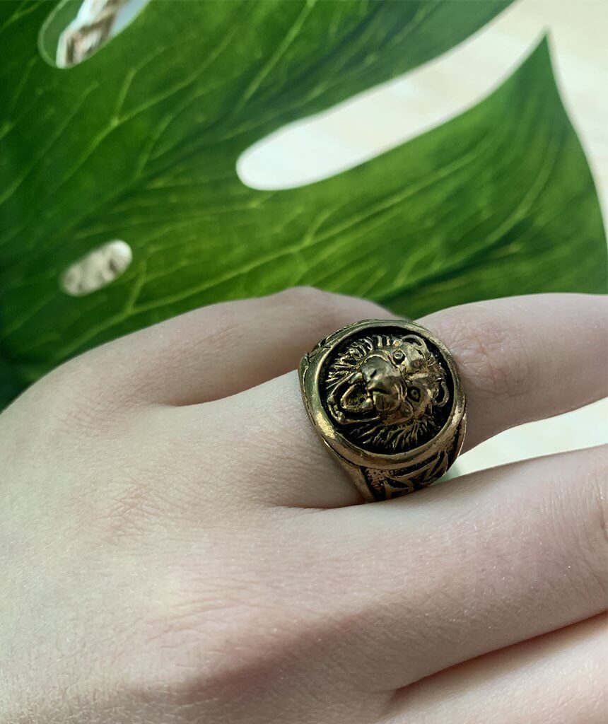 Gold Signet Lion Ring