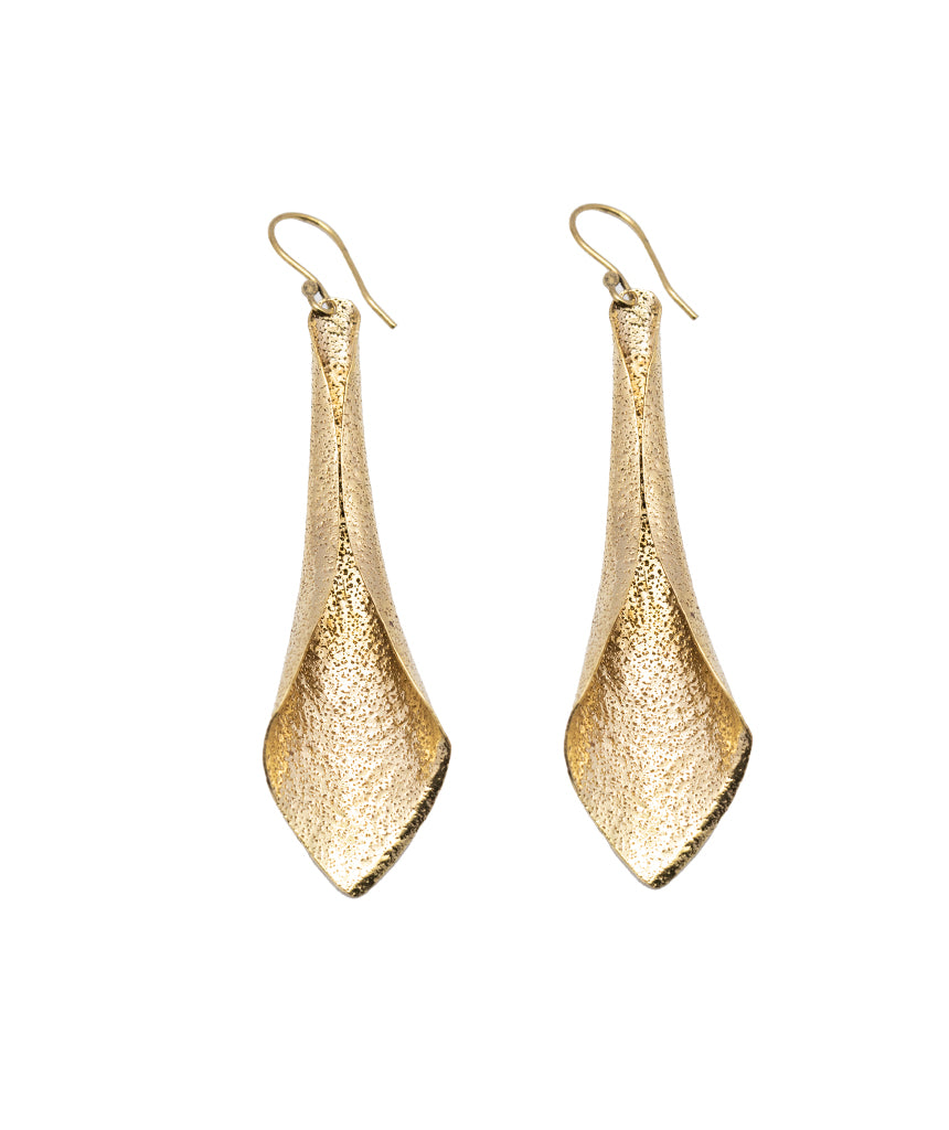 Gold Elegant Drop Earrings