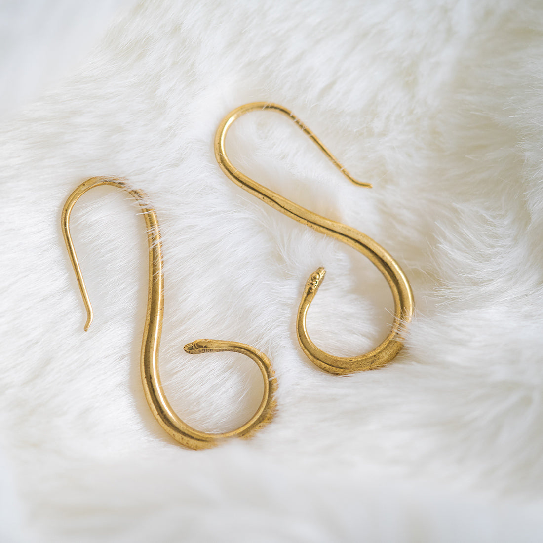 Gold Elegant Snake Earrings