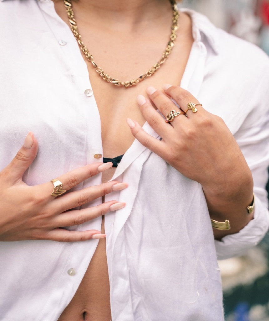 Geometric Triangle Ring