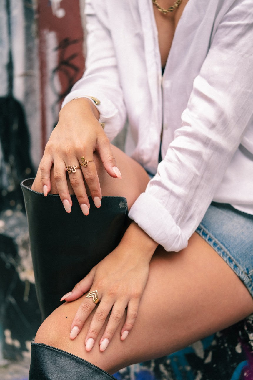 Geometric Triangle Ring