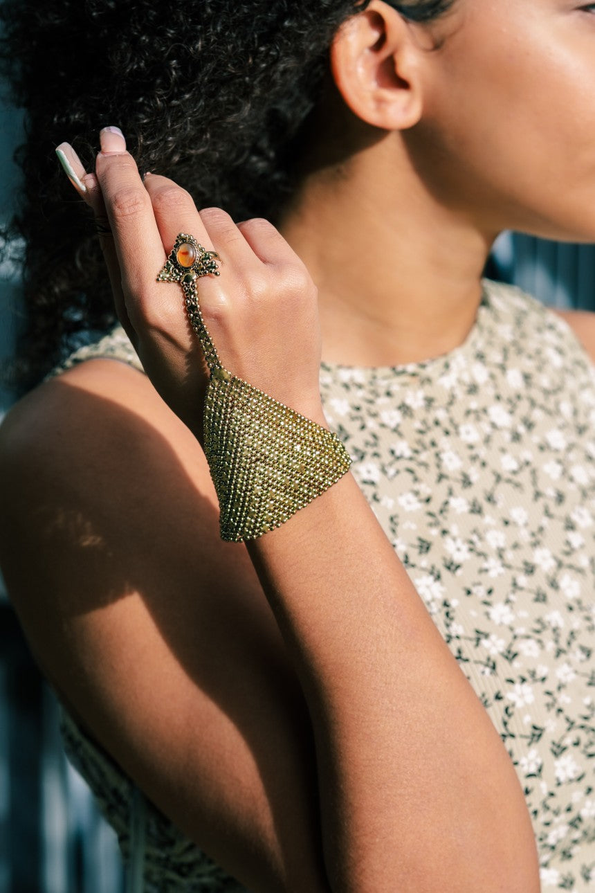 Triangle Chainmail Hand Harness