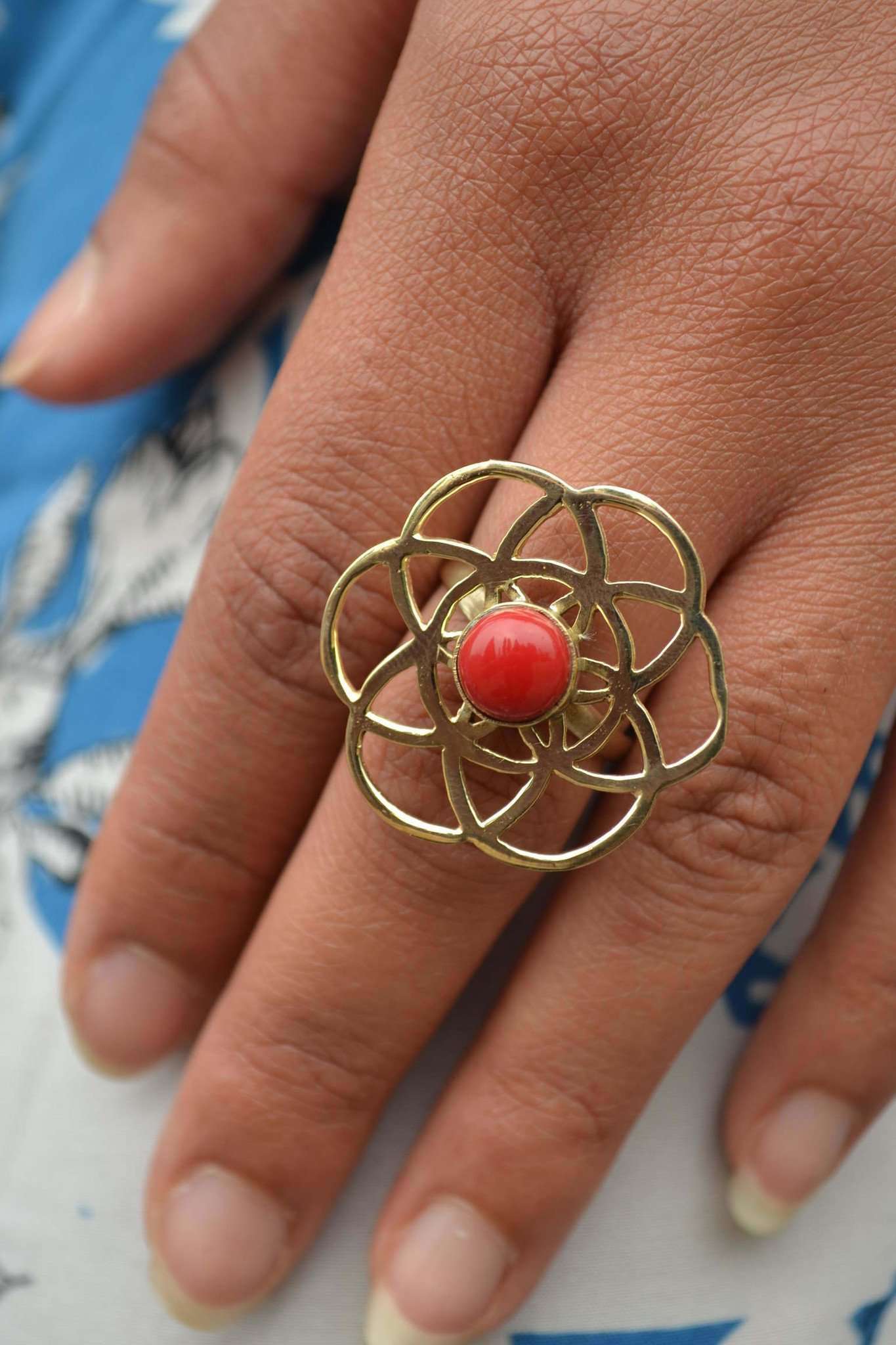 Gold Labyrinth Ring with Red Ruby Gremstone