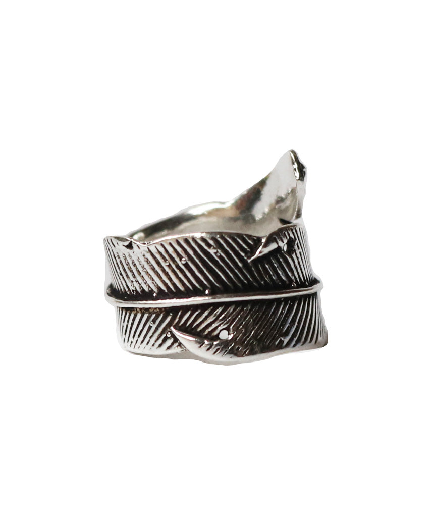 Classic Leaf Ring