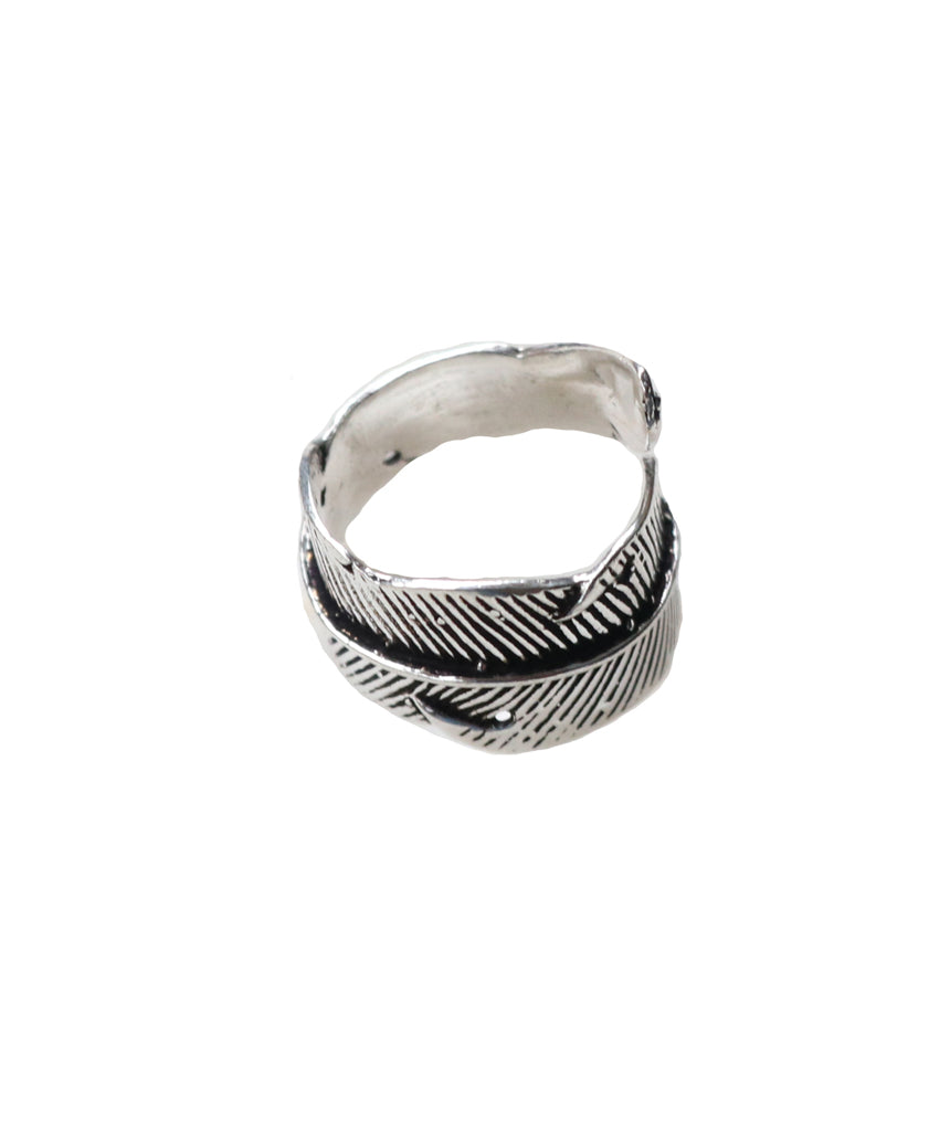 Classic Leaf Ring