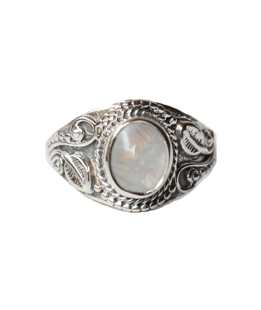 Victorian Style Oval Silver Ring with Stone