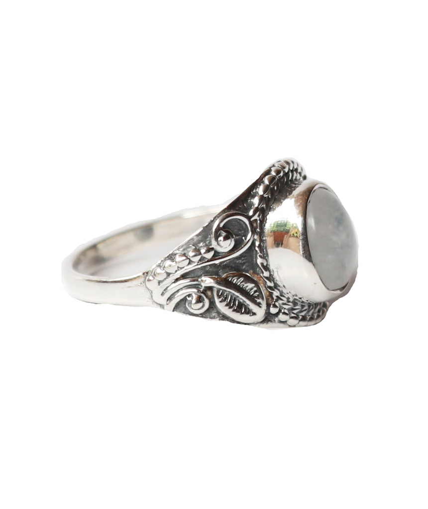 Victorian Style Oval Silver Ring with Stone