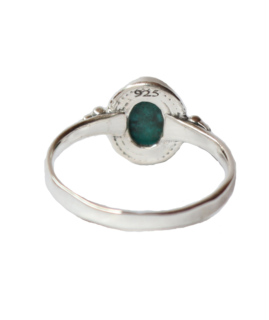 Filigree Oval Silver Ring with Stone