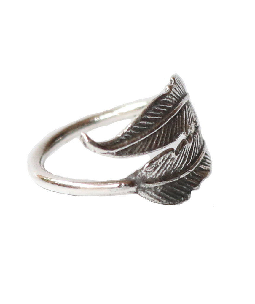 Double Feather Ring