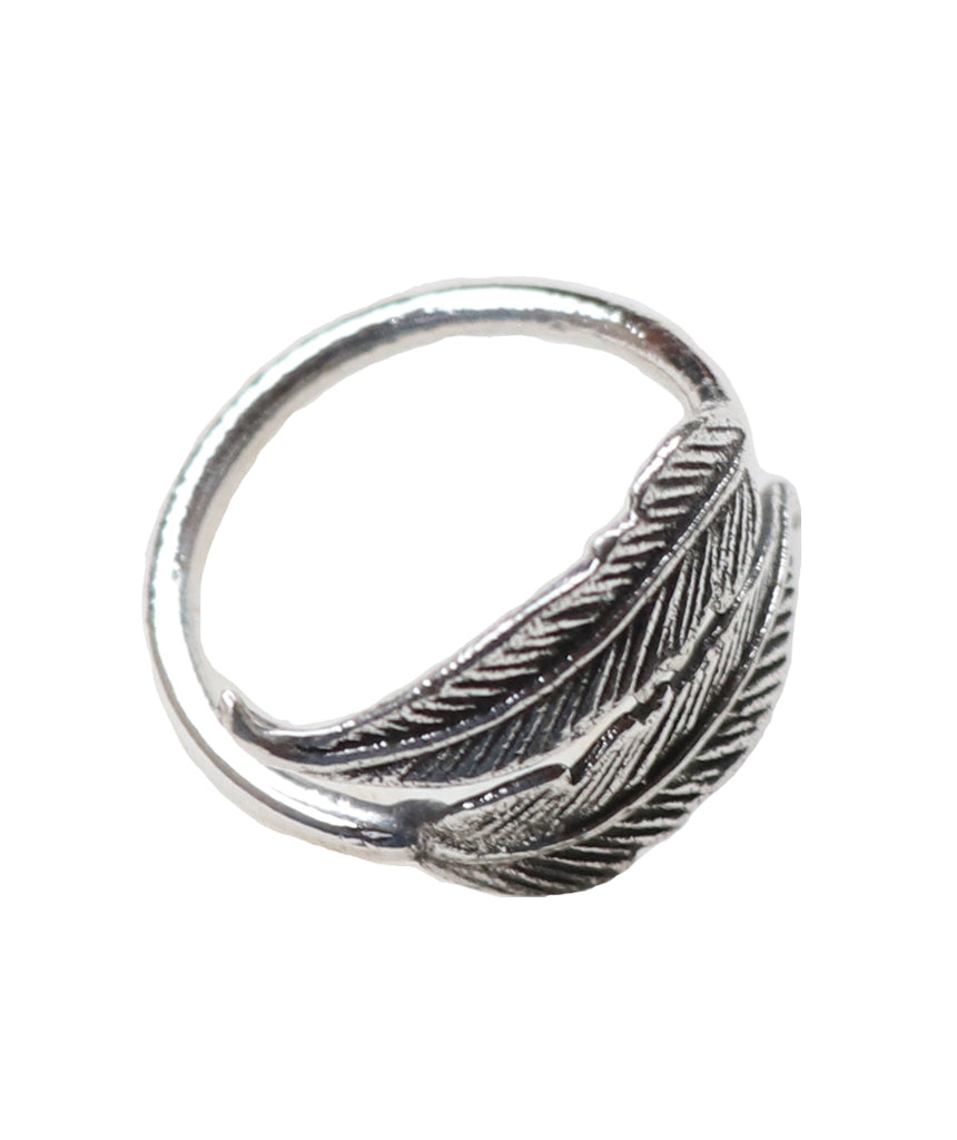 Double Feather Ring