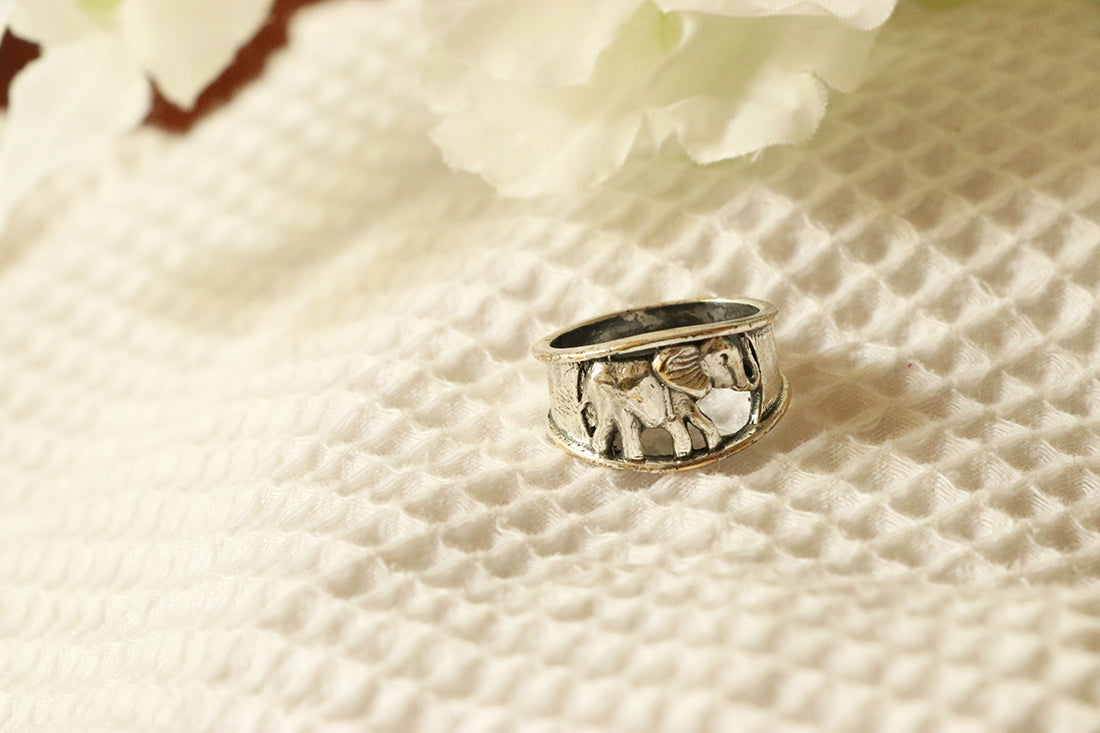 Silver Walking With Elephants Ring