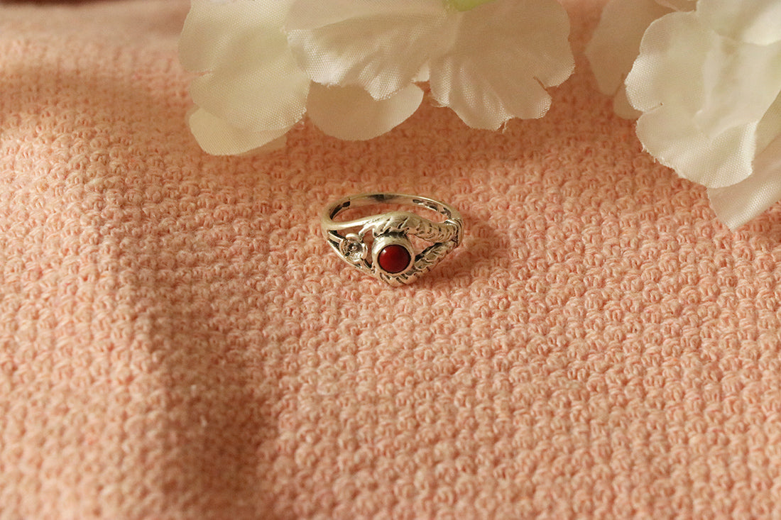 Silver Gemstone Ring with Flower