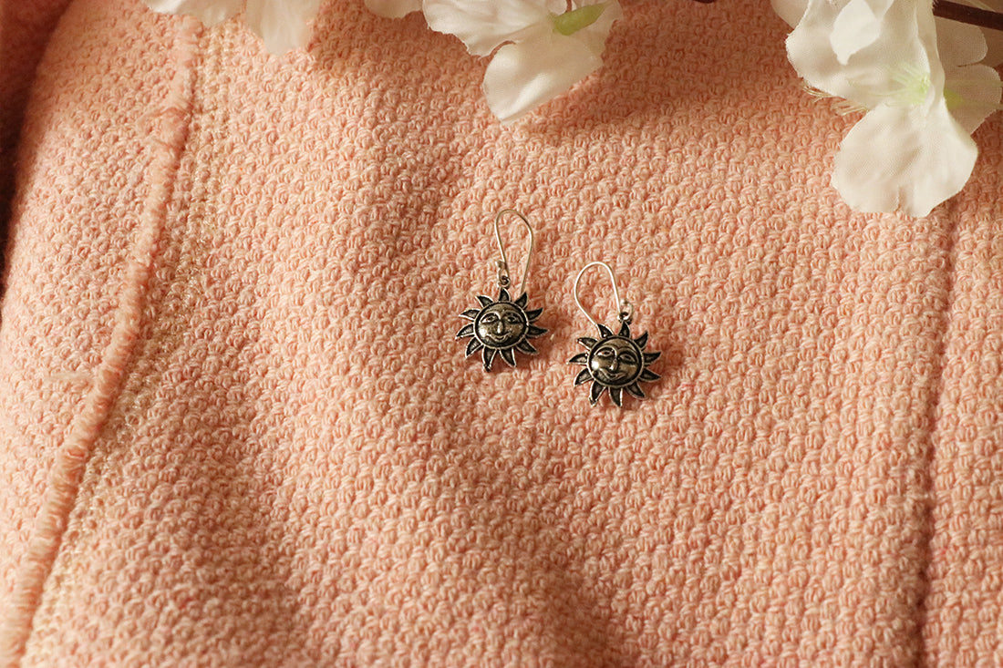 Mini Sun Earrings