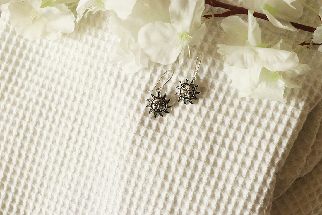 Mini Sun Earrings