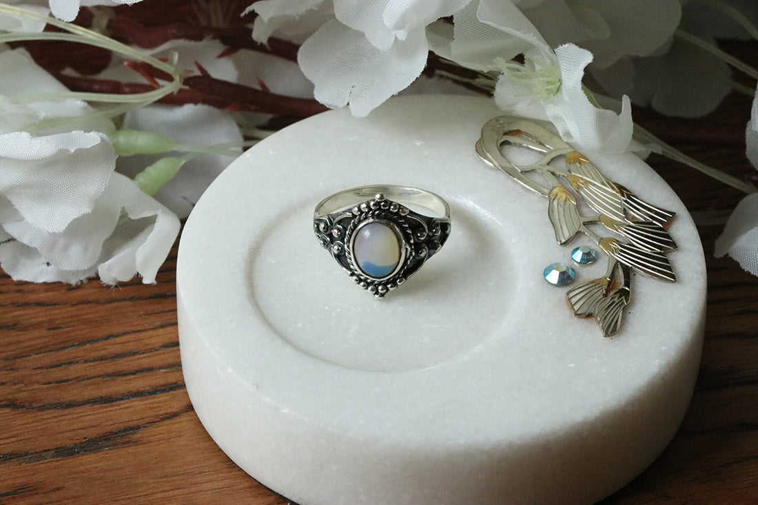 Sterling Silver Oval Silver Ring with Stone