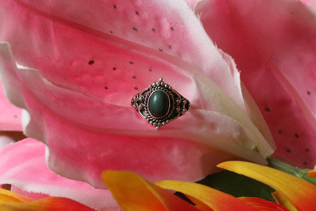 Sterling Silver Oval Silver Ring with Stone