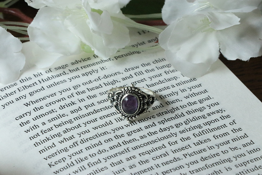 Sterling Silver Oval Silver Ring with Stone