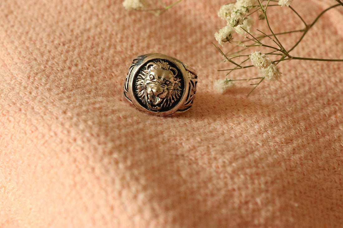 Silver Signet Lion Ring