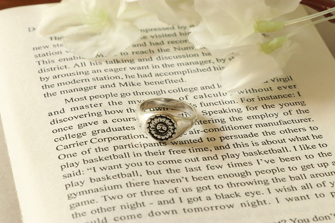 Smiling Signet Sun Ring