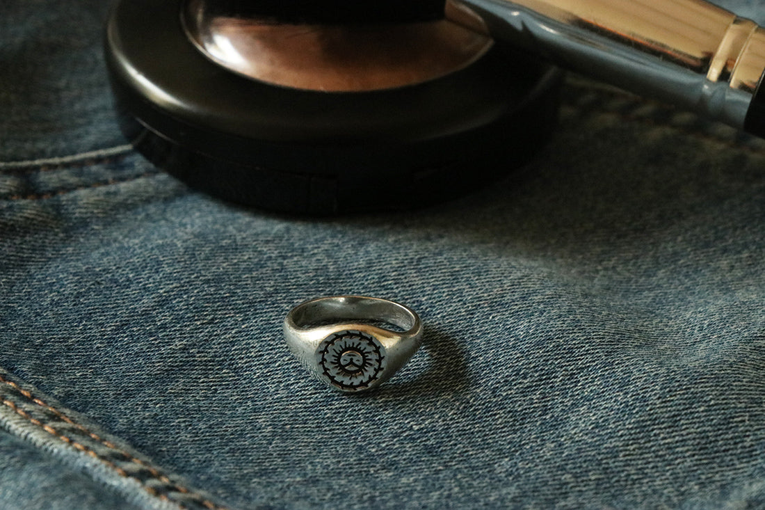 Smiling Signet Sun Ring