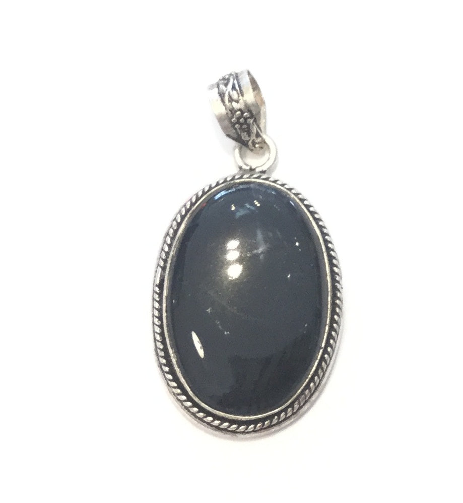 Silver Stone Pendant