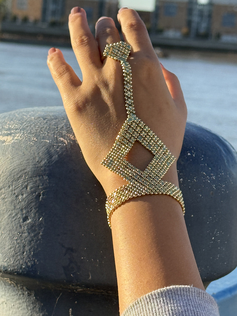 Chainmail Hand Harness