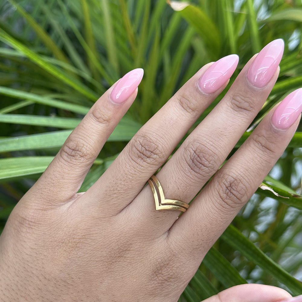 Geometric Double Triangle Ring