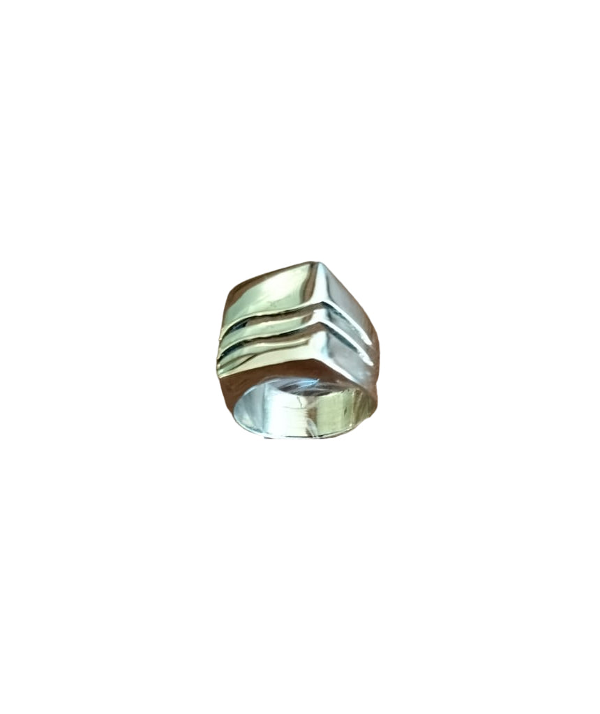Square Signet Ring with Line